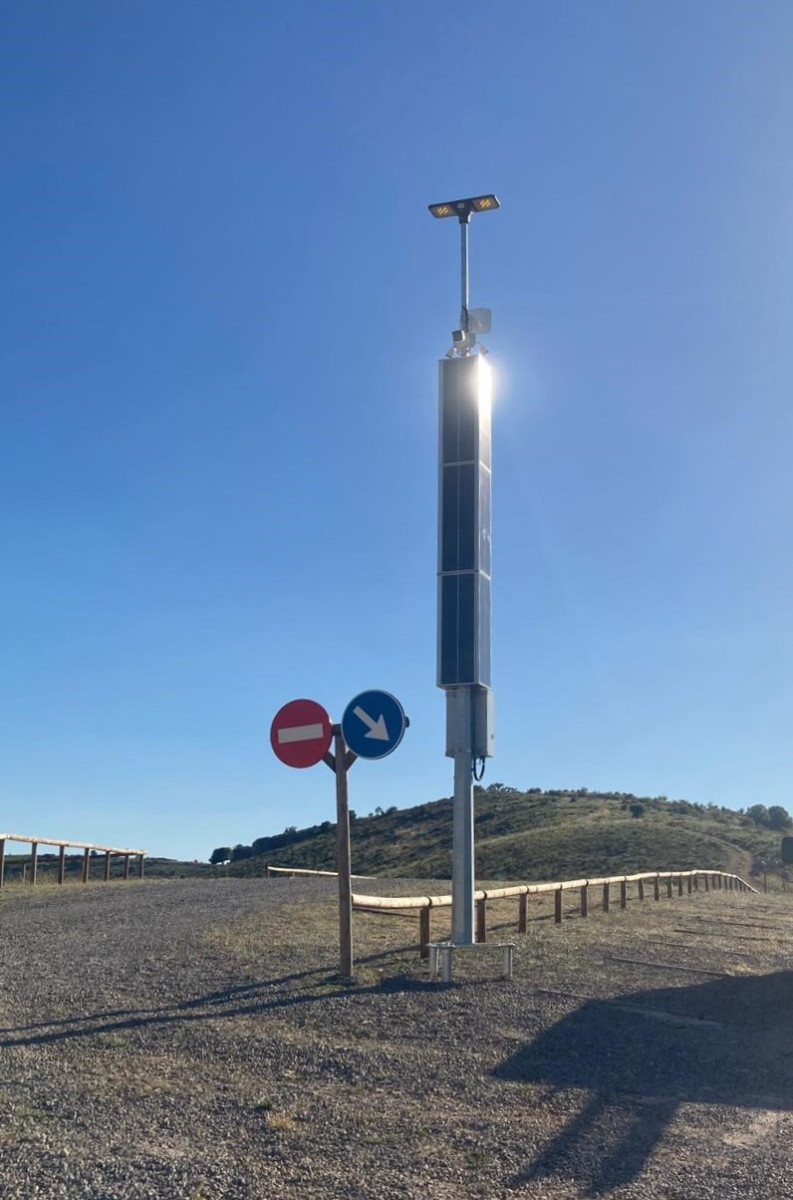Instalace v horském prostředí se solární lampou
